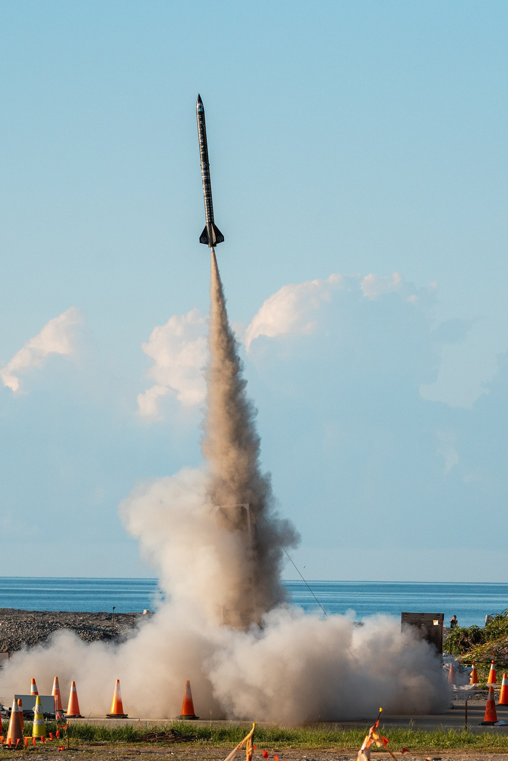 淡江大學科研探空火箭「Polaris」今早順利試射